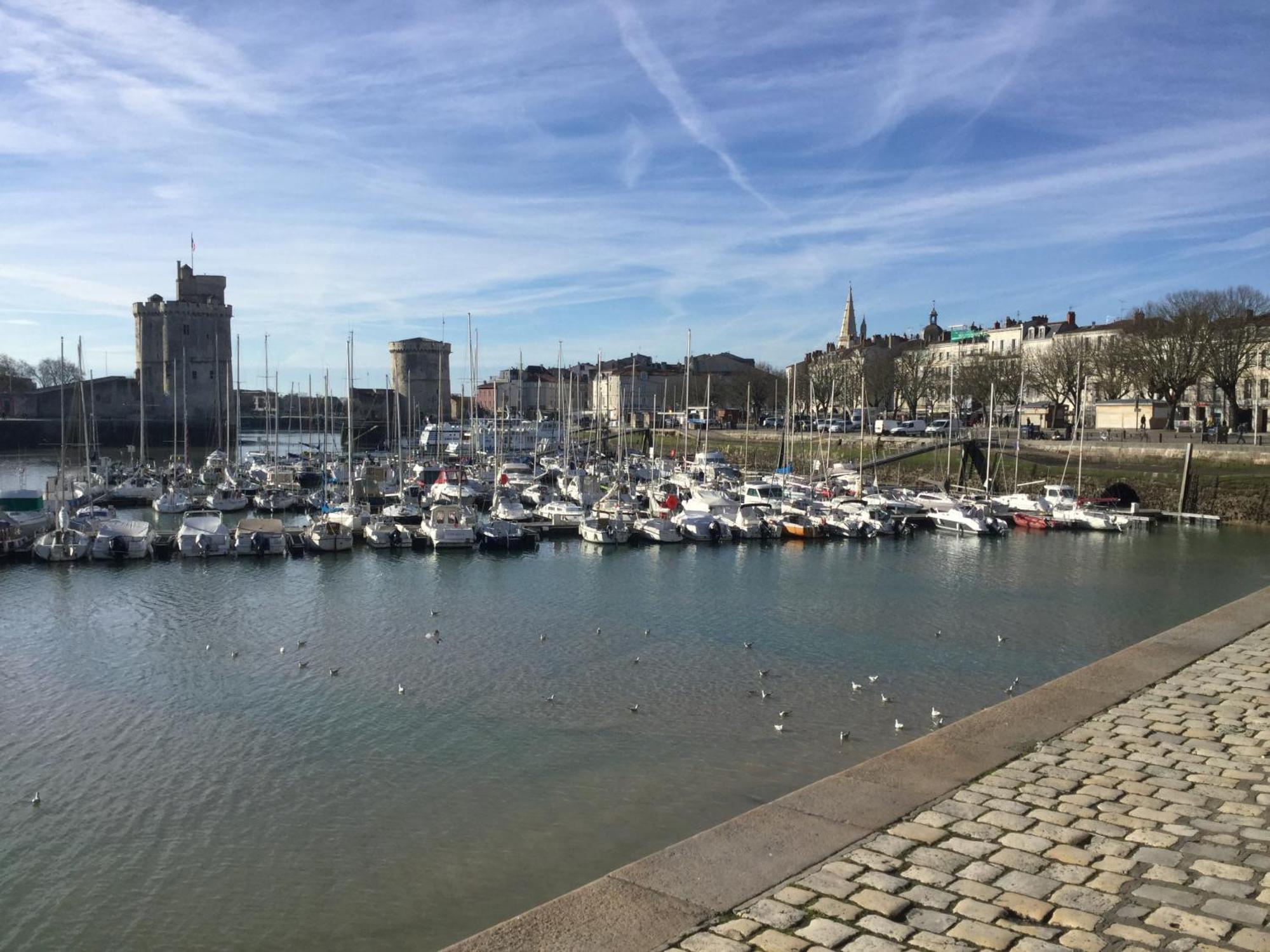 Appartement Centre Ville Pres Du Port Avec Parking Et Wifi La Rochelle  Eksteriør billede